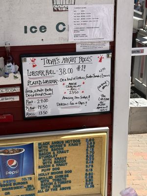 Menu photo 3 Red's Eats Wiscasset, ME Menu photo 3 Red's Eats Wiscasset, ME