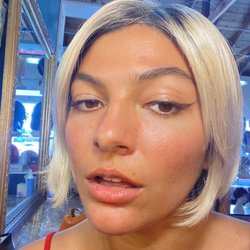 Wig Gallery - Blonde wig