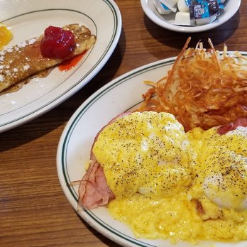 Duffy's Restaurant - Eggs Benedict and a Swedish Pancake - American Near Me - Aberdeen, Washington Duffy's Restaurant - Eggs Benedict and a Swedish Pancake - American Near Me - Aberdeen, Washington