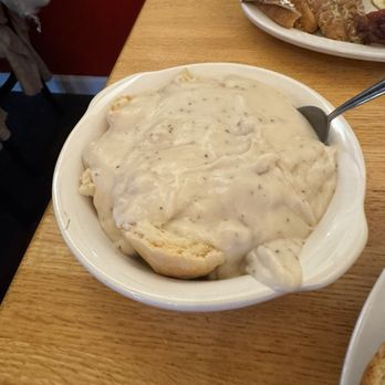Red Kettle - Biscuits & Gravy half order - Breakfast & Brunch Near Me - Idyllwild, California