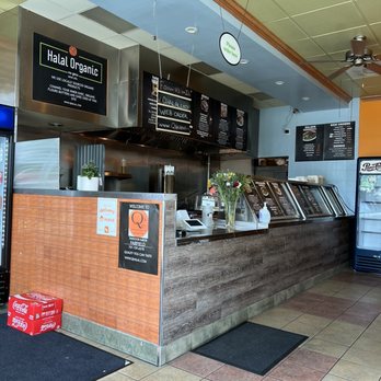 Q’s Halal Mediterranean - Basic setup - Mediterranean Near Me - Fairfield, California Q’s Halal Mediterranean - Basic setup - Mediterranean Near Me - Fairfield, California