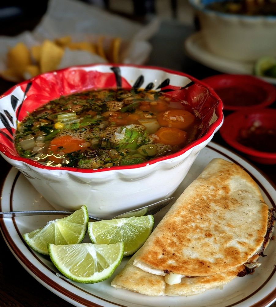 Taqueria Chuyita Logo