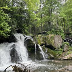 Lake Glenville Scenic Waterfall Cruises