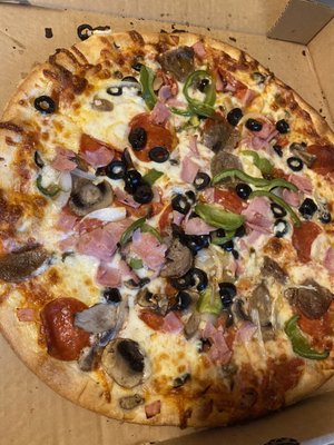 Vinny's Pizza by null
