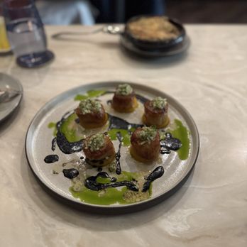 Senia - Scallops - Cocktail Bars Near Me - Honolulu, Hawaii Senia - Scallops - Cocktail Bars Near Me - Honolulu, Hawaii