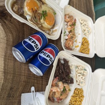 Chow's - Food Trucks Near Me - Hana, Hawaii Chow's - Food Trucks Near Me - Hana, Hawaii