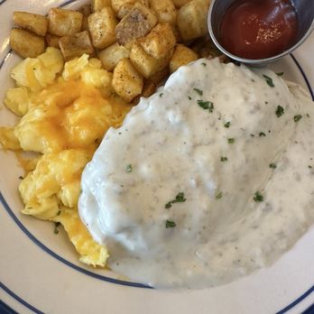 Isla's Kitchen - Chicken Fried Steak & Eggs - Southern Near Me - Tulsa, Oklahoma