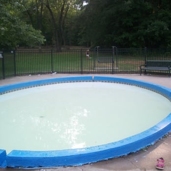 Greeley Park - wading pool - Parks Near Me - Nashua, New Hampshire