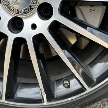 Glint Car Wash - Scratched Rim - Car Wash Near Me - Kent, Washington Glint Car Wash - Scratched Rim - Car Wash Near Me - Kent, Washington