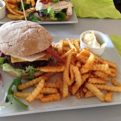 Cafe Helmuth