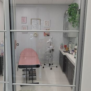 ibrowsbylucky - Room 24 - Waxing Near Me - Frisco, Texas