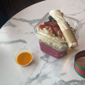 Salud Juice - Horny Corner pitaya bowl and wellness shot with turmeric - Juice Bars & Smoothies Near Me - Long Beach, California Salud Juice - Horny Corner pitaya bowl and wellness shot with turmeric - Juice Bars & Smoothies Near Me - Long Beach, California