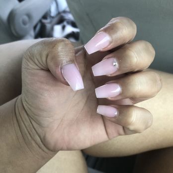 Hector Nails - Nails by Hector - Nail Salons Near Me - San Antonio, Texas