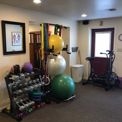 Burkholder Chiropractic Clinic - Therapeutic exercise area