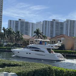 Sandy'Sea Charters - This is the other Boat. 60' Viking. We took the 46' Wellcraft and was more then comfortable