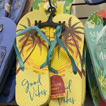 Dollar Tree - Discount Store Near Me - Fort Lauderdale, Florida