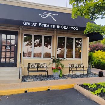 Kreis' Steakhouse - The restaurant - Steakhouses Near Me - St Louis, Missouri Kreis' Steakhouse - The restaurant - Steakhouses Near Me - St Louis, Missouri