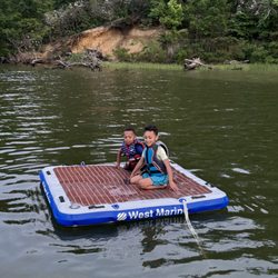 Peake Private Charters and Watersports - Great time near a cove!