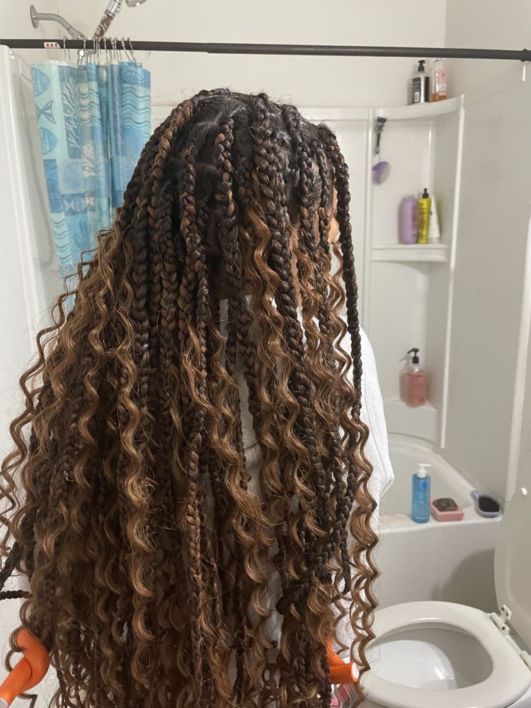 Styles By Yanah Logo
