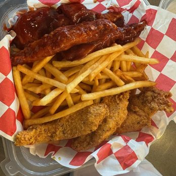 Top Tenders & Wings - Barbecue and Lemon Pepper Tenders with Regular Fries - Chicken Wings Near Me - Redondo Beach, California