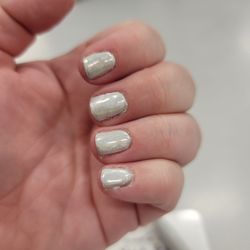 Magic Nails - This is a 50$ manicure!