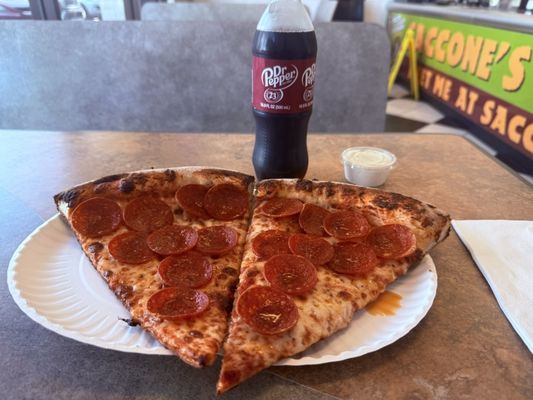 Saccone’s Pizza by null