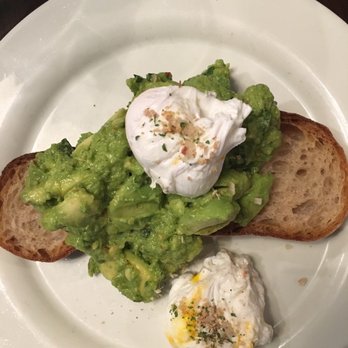 Hoxton Grill - Avocado toast - Bars Near Me - London, XGL