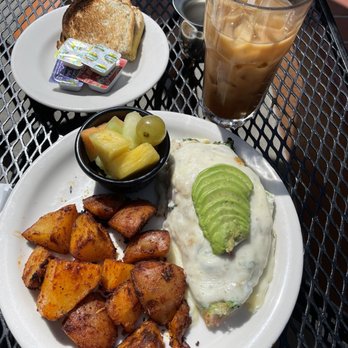Wildflower Cafe - Wildflower Omelet - Breakfast & Brunch Near Me - Redondo Beach, California Wildflower Cafe - Wildflower Omelet - Breakfast & Brunch Near Me - Redondo Beach, California