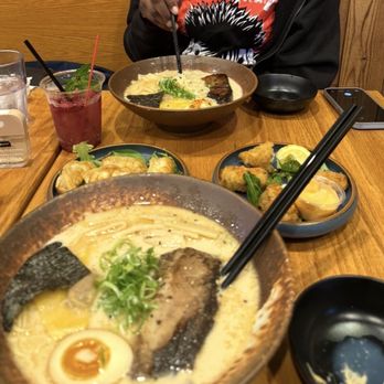 Gyuro Ramen - Beef truffle wonton ramen Crispy Fried Oysters Chicken Gyoza - Ramen Near Me - Chicago, Illinois