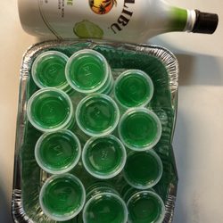 Miranda's Pub - Top Shelf Jello Shotz!!