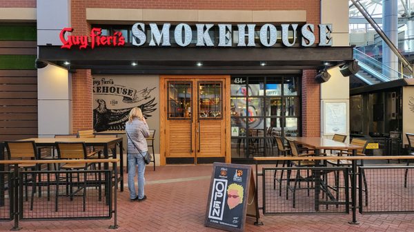 Guy Fieri's Smokehouse by null