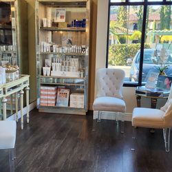 Eyelash Extensions Solana Beach - Rancho Santa Fe, California. Lashes and more. Beautiful location. #lashes #lashtech #ranchosantafespa #eyelashes