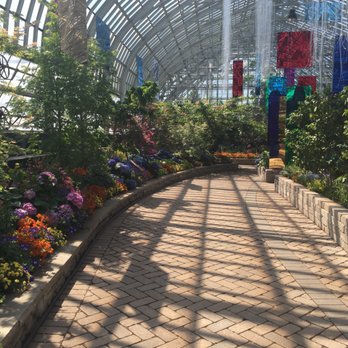 Garfield Park Conservatory - The showroom is absolutely stunning! - Parks Near Me - Chicago, Illinois