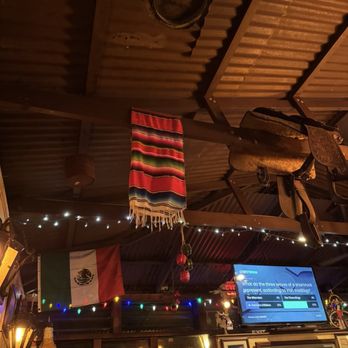 Polli's Mexican Restaurant - Decorations - Mexican Near Me - Makawao, Hawaii Polli's Mexican Restaurant - Decorations - Mexican Near Me - Makawao, Hawaii