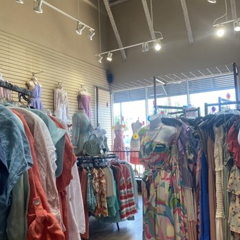 Anything Bling Boutique - Summer dresses/clothes - Women's Clothing Near Me - Houston, Texas Anything Bling Boutique - Summer dresses/clothes - Women's Clothing Near Me - Houston, Texas