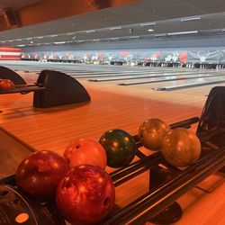 AMF Bolera Paradise Lanes