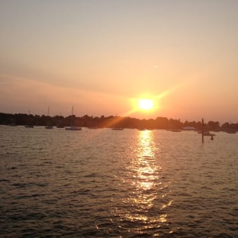 Quito's - Seafood Near Me - Bristol, Rhode Island Quito's - Seafood Near Me - Bristol, Rhode Island