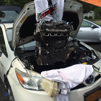 Chicago JDM - Pulling old oil burning engine with broken transmission damper - Tires Near Me - Franklin, Illinois
