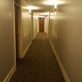 The Bryn Mawr - Apartments Near Me - Chicago, Illinois The Bryn Mawr - Apartments Near Me - Chicago, Illinois