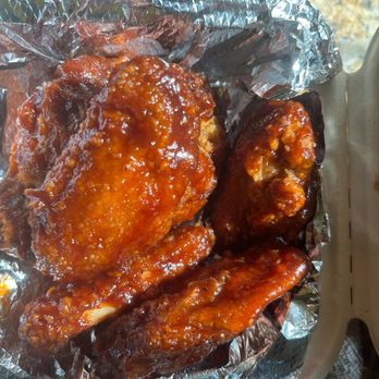 Mama Woods Kitchen - BBQ Wings - Soul Food Near Me - Moreno Valley, California Mama Woods Kitchen - BBQ Wings - Soul Food Near Me - Moreno Valley, California