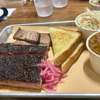 Federalist Pig - Barbeque Near Me - Washington, DC, District of Columbia