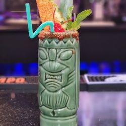 Chela's Sports Bar - Disfrutrala