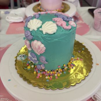Just Celebrate - Cake decorating party - Custom Cakes Near Me - Gainesville, Florida Just Celebrate - Cake decorating party - Custom Cakes Near Me - Gainesville, Florida