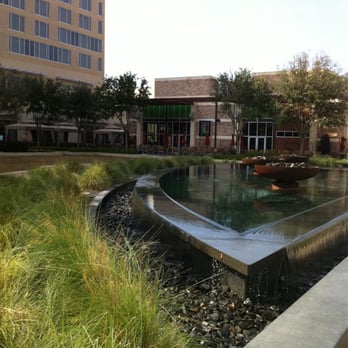 bellagreen - Front if ruggles - American Near Me - Houston, Texas