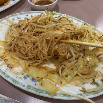 D'Vegan - Pad thai - Vietnamese Near Me - Dallas, Texas