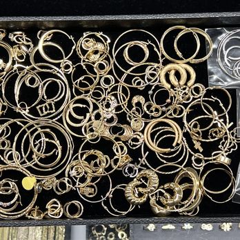 Casa Madai - Assortment of 14k hoops in various sizes - Jewelry Near Me - Reno, Nevada Casa Madai - Assortment of 14k hoops in various sizes - Jewelry Near Me - Reno, Nevada