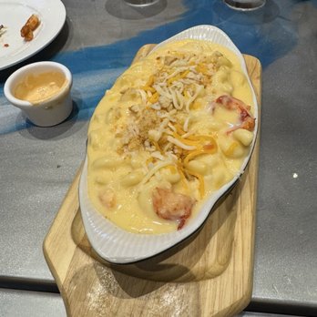 Simply Fish Seafood - Lobster Mac - Fish & Chips Near Me - Costa Mesa, California