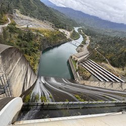 Shasta Dam - Massive feat of engineering!