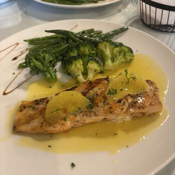 Il Gusto Ristorante - Salmon is so yummy - Italian Near Me - La Plata, Maryland