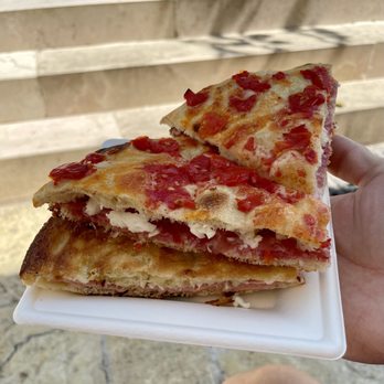 La Lira - Panzerotti Near Me - Alberobello, BA La Lira - Panzerotti Near Me - Alberobello, BA